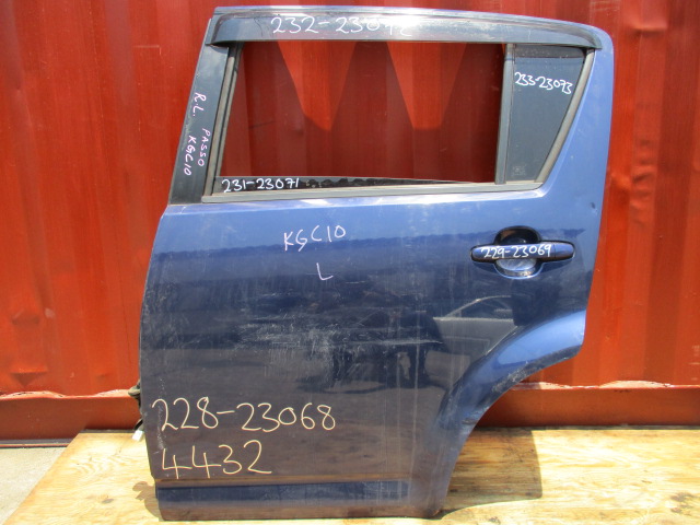 Used Toyota Passo VENT GLASS REAR LEFT